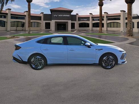 New 2026 Hyundai Sonata SEL image 9
