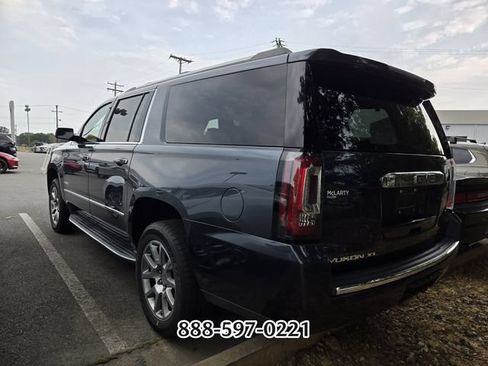 Used 2019 GMC Yukon XL Denali AWD/4WD image 5