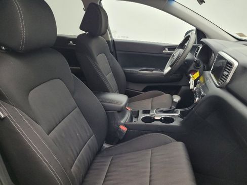 Used 2021 Kia Sportage LX image 21