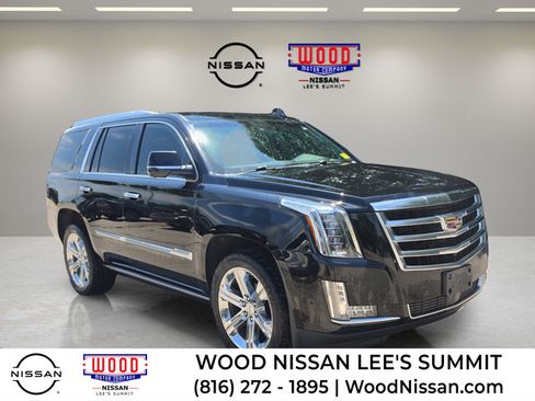 Used 2017 Cadillac Escalade Premium Luxury AWD/4WD image 1