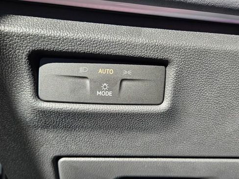 New 2026 Volkswagen Tiguan SE R-Line image 26