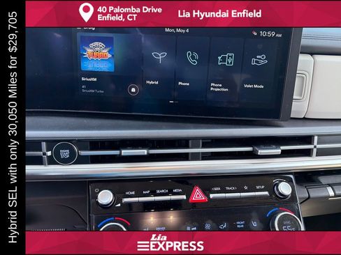 Certified 2024 Hyundai Santa Fe SEL AWD/4WD image 18