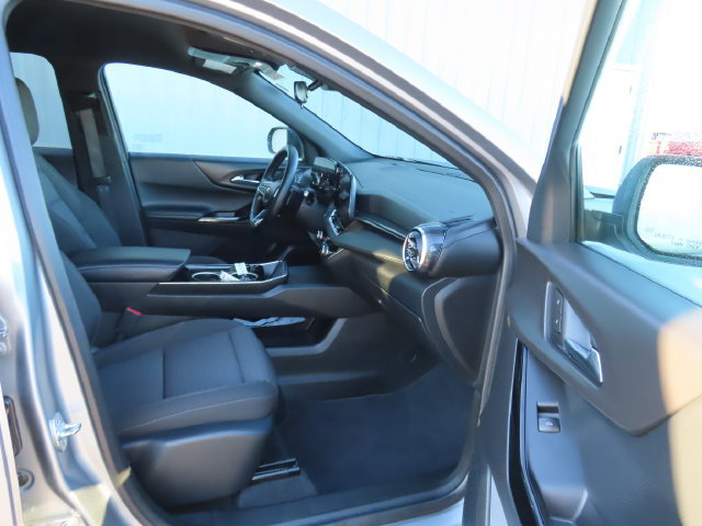 Used 2026 Chevrolet Equinox LT AWD/4WD image 23