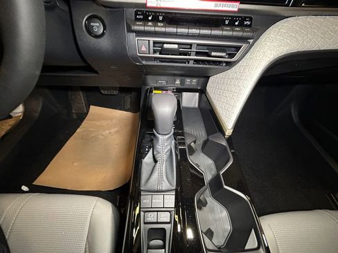 New 2026 Toyota Camry XLE image 11