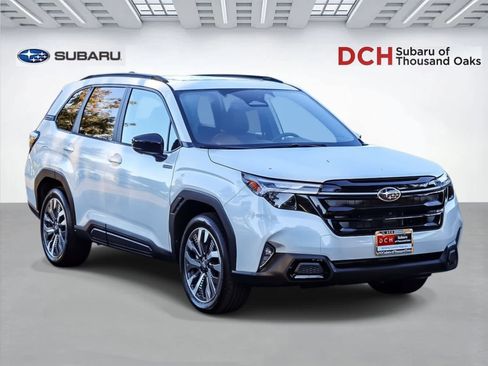 New 2025 Subaru Forester Touring image 3