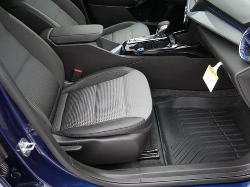 Used 2024 Chevrolet Trax LT w/ Driver Confidence Package image 20