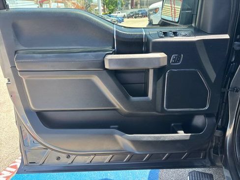 Used 2019 Ford F150 Platinum w/ Technology Package AWD/4WD image 14