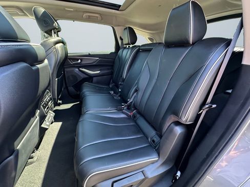 Used 2023 Acura MDX SH-AWD w/ Advance Package image 13