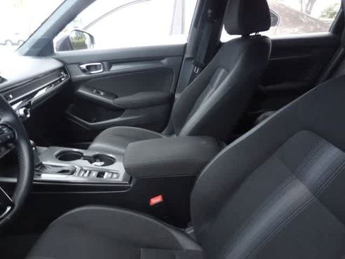 Used 2025 Honda Civic Sport image 18
