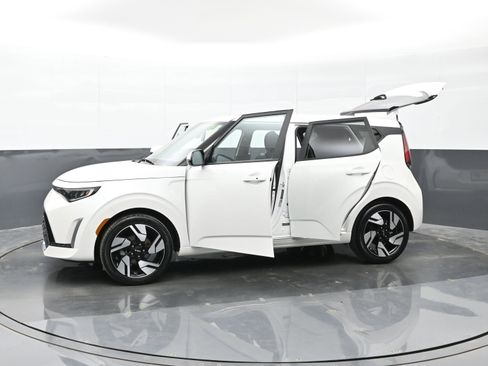 Used 2025 Kia Soul GT-Line w/ GT-Line Technology Package image 37