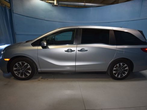 Used 2024 Honda Odyssey EX-L image 27