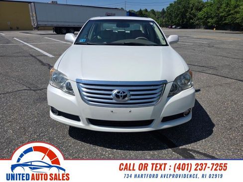 Used 2008 Toyota Avalon Touring FWD image 8