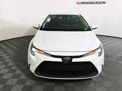 Used 2020 Toyota Corolla LE image 8