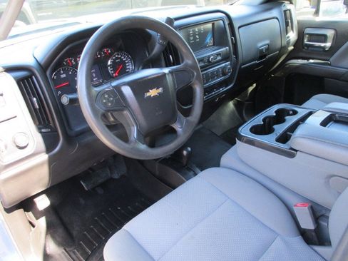 Used 2018 Chevrolet Silverado 2500 W/T w/ WT Convenience Package image 12