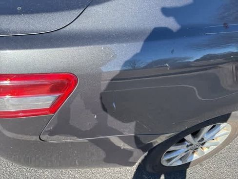 Used 2011 Toyota Camry XLE image 9