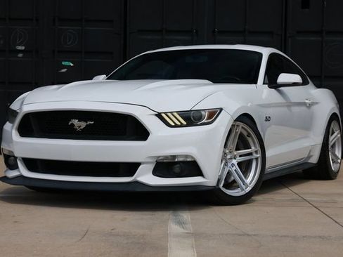 Used 2016 Ford Mustang GT Premium w/ GT Performance Package RWD image 1