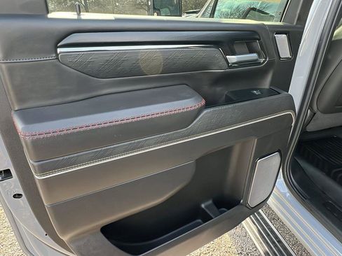 Used 2024 GMC Sierra 2500 AT4X image 20