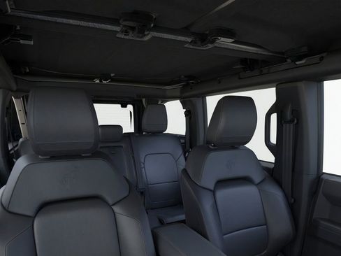 New 2025 Ford Bronco Badlands image 38