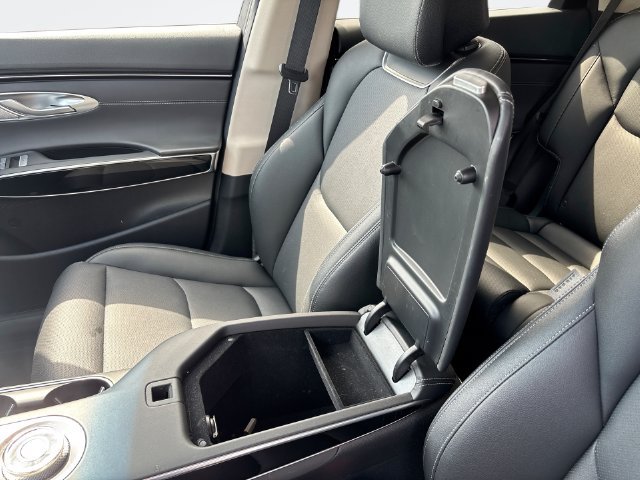 Used 2025 Genesis GV70 2.5T AWD/4WD image 21