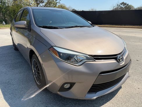 Used 2016 Toyota Corolla LE FWD image 7