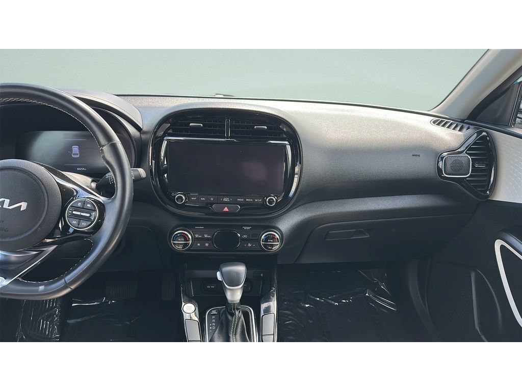 Used 2024 Kia Soul GT-Line FWD image 13