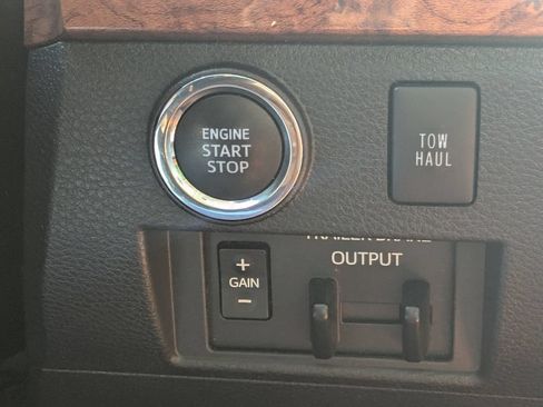 Used 2020 Toyota Tundra 1794 Edition AWD/4WD image 29