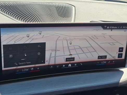 Used 2025 BMW i4 eDrive40 w/ Parking Assistance Package RWD image 24