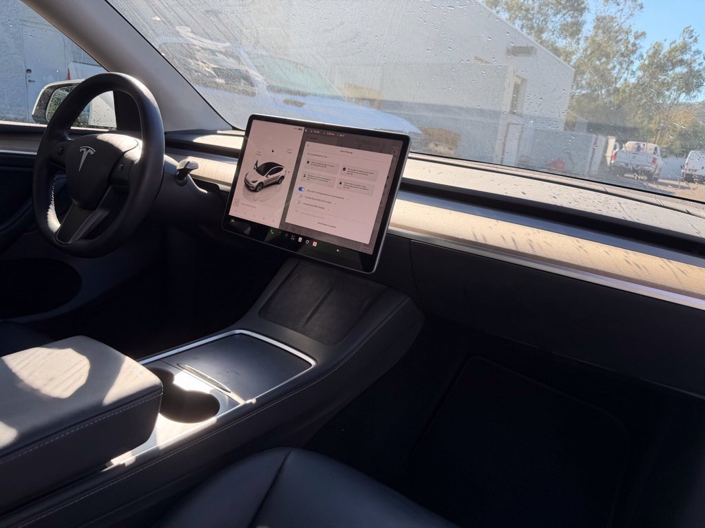 Used 2023 Tesla Model Y Long Range AWD/4WD image 17