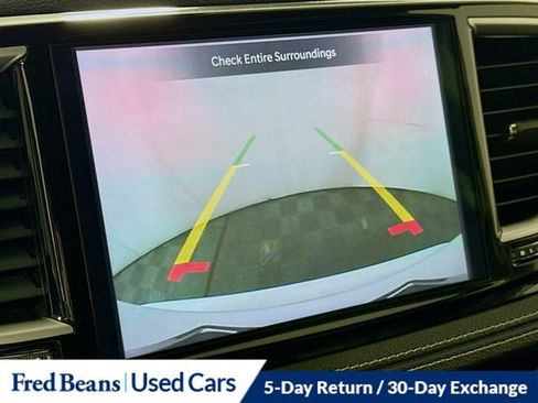Used 2024 Chrysler Pacifica Limited FWD image 20