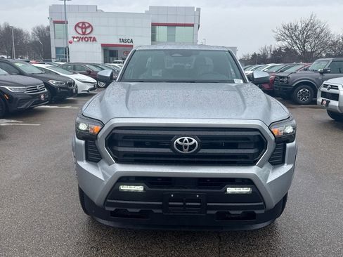 New 2026 Toyota Tacoma SR5 AWD/4WD image 2