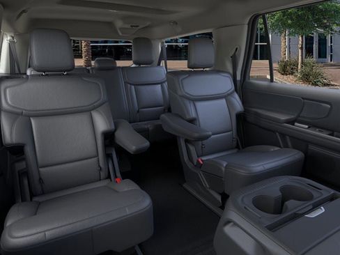 New 2026 Ford Expedition Max Active AWD/4WD image 11