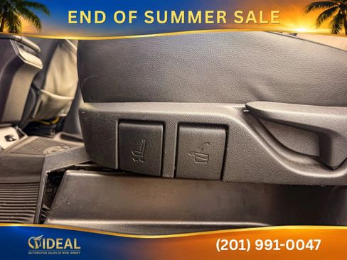 Used 2021 Toyota Highlander LE AWD/4WD image 20