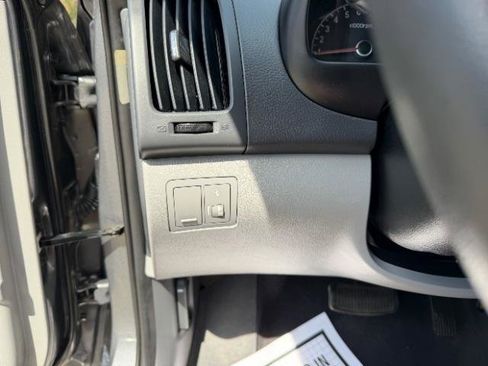 Used 2008 Hyundai Elantra GLS image 25