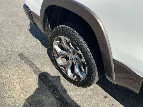 Used 2023 RAM 1500 Limited AWD/4WD image 19