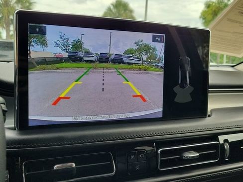 Certified 2023 Lincoln Nautilus FWD w/ Premium Package image 26