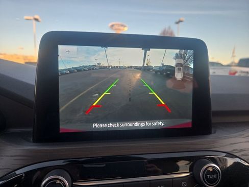 Used 2020 Ford Escape Titanium image 13