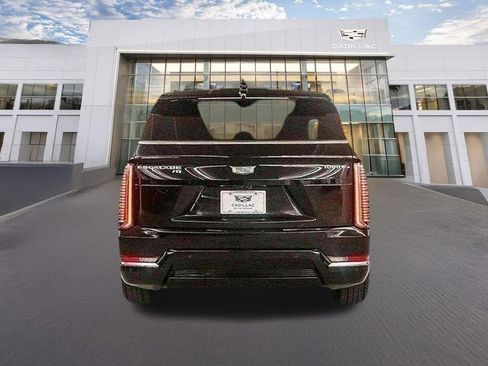 Used 2026 Cadillac Escalade IQ Luxury 1 AWD/4WD image 5