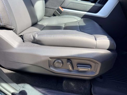 Used 2024 Toyota Tundra Platinum AWD/4WD image 13