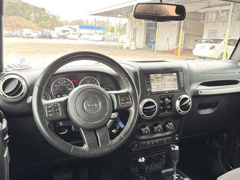 Used 2017 Jeep Wrangler Unlimited Sahara w/ Max Tow Package image 46