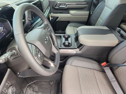 New 2026 Chevrolet Silverado 2500 ZR2 AWD/4WD image 10