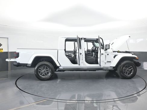 New 2026 Jeep Gladiator Sport image 64
