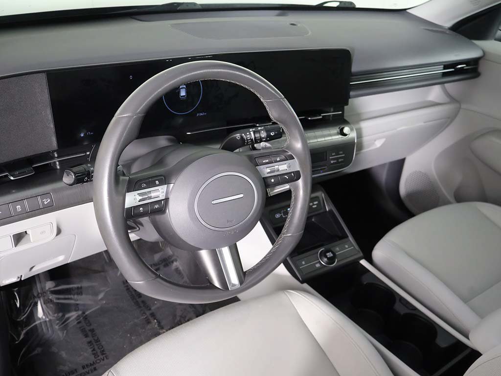 Used 2024 Hyundai Kona SEL w/ Convenience Package FWD image 26