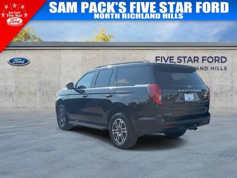 Used 2025 Ford Expedition Active RWD image 7