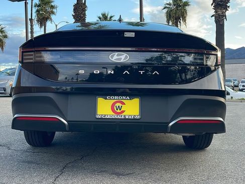 Certified 2025 Hyundai Sonata SE image 10