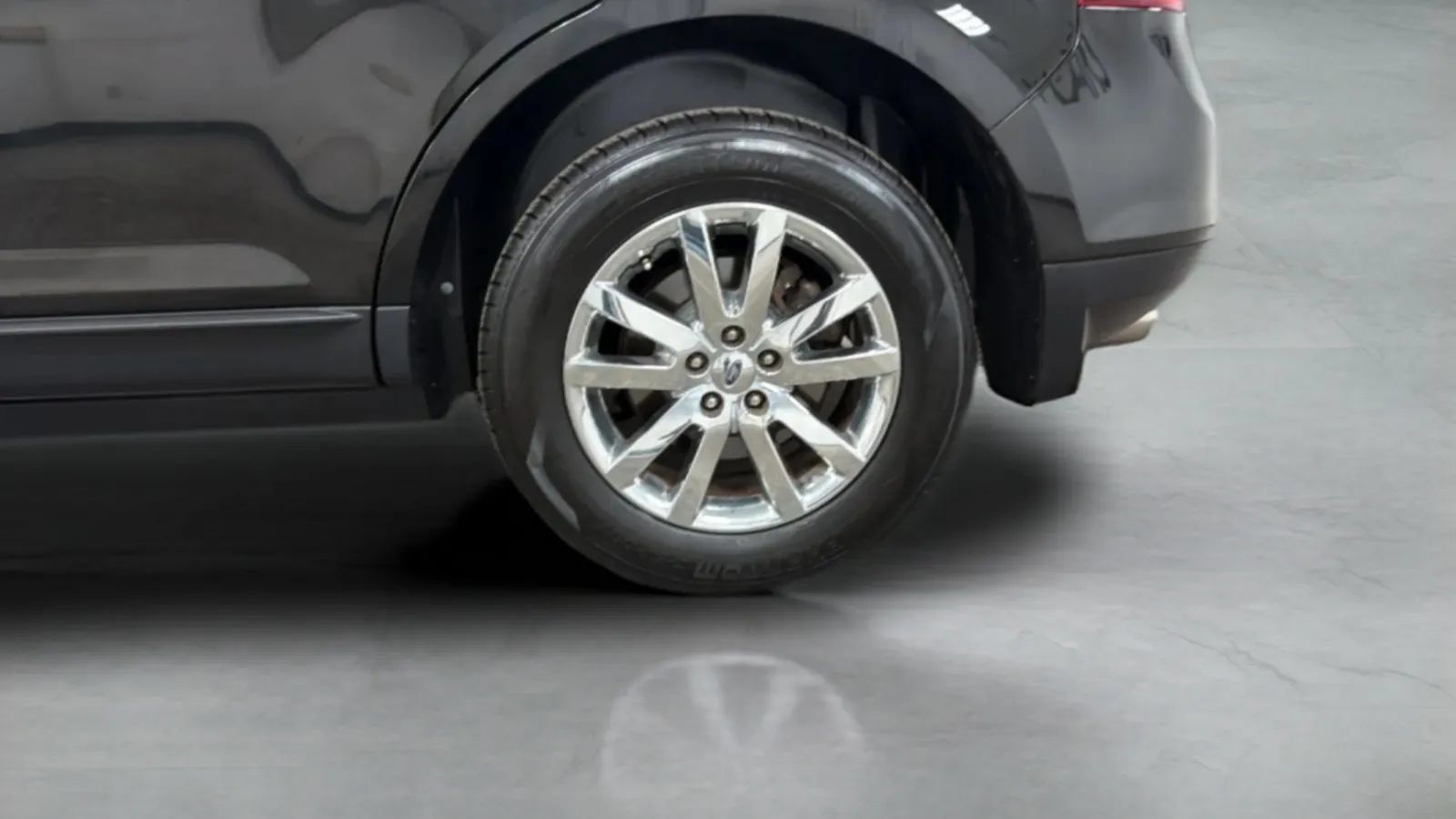 Used 2013 Ford Edge Limited FWD image 27