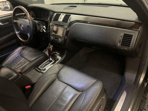 Used 2007 Cadillac DTS Performance image 22