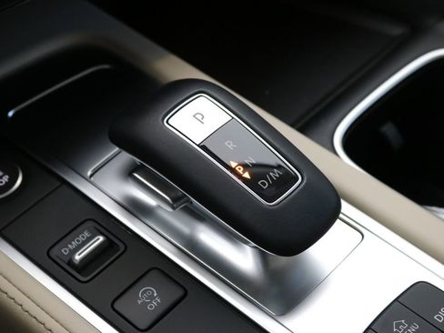 Certified 2025 INFINITI QX60 Pure image 55