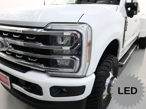 Used 2023 Ford F350 Lariat w/ FX4 Off-Road Package AWD/4WD image 48