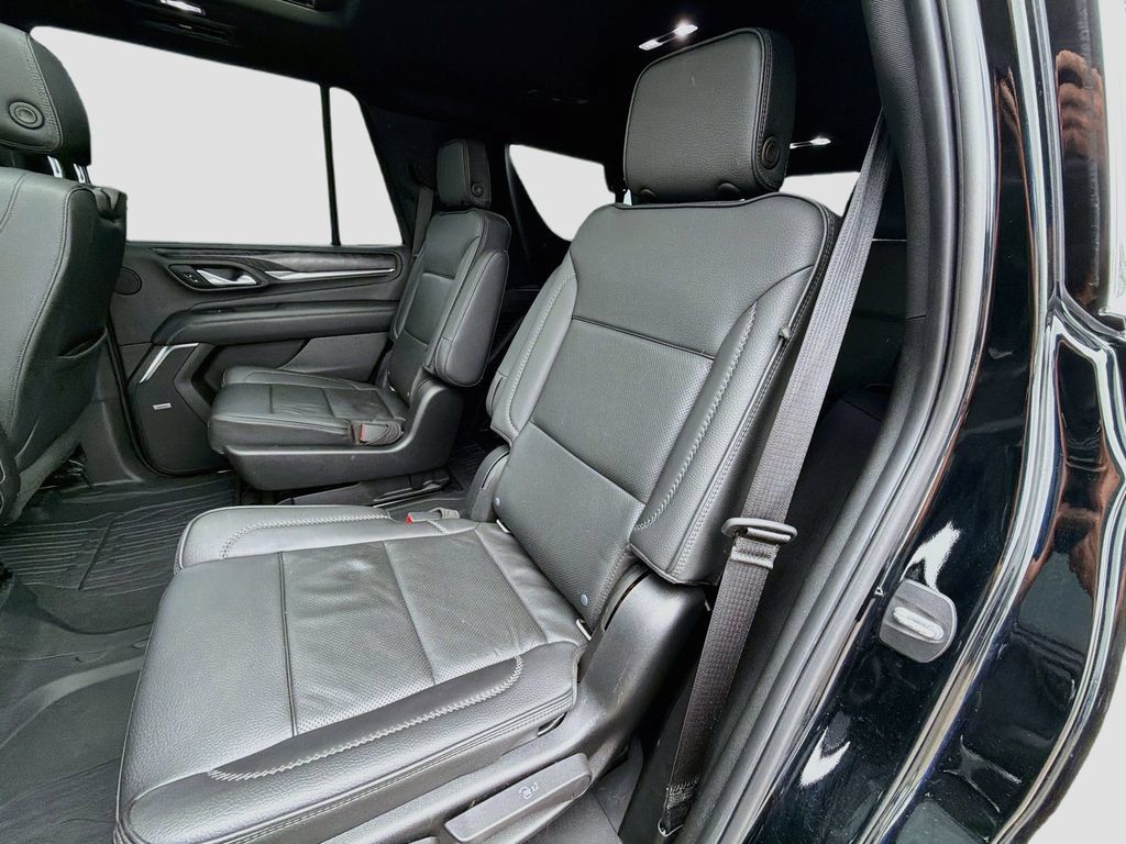 Used 2021 GMC Yukon Denali w/ Denali Premium Package AWD/4WD image 28
