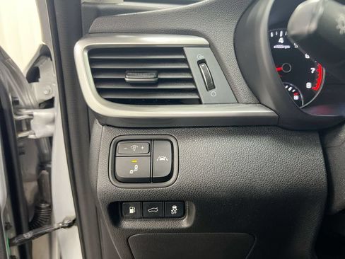 Used 2020 Kia Optima Premium FWD image 19